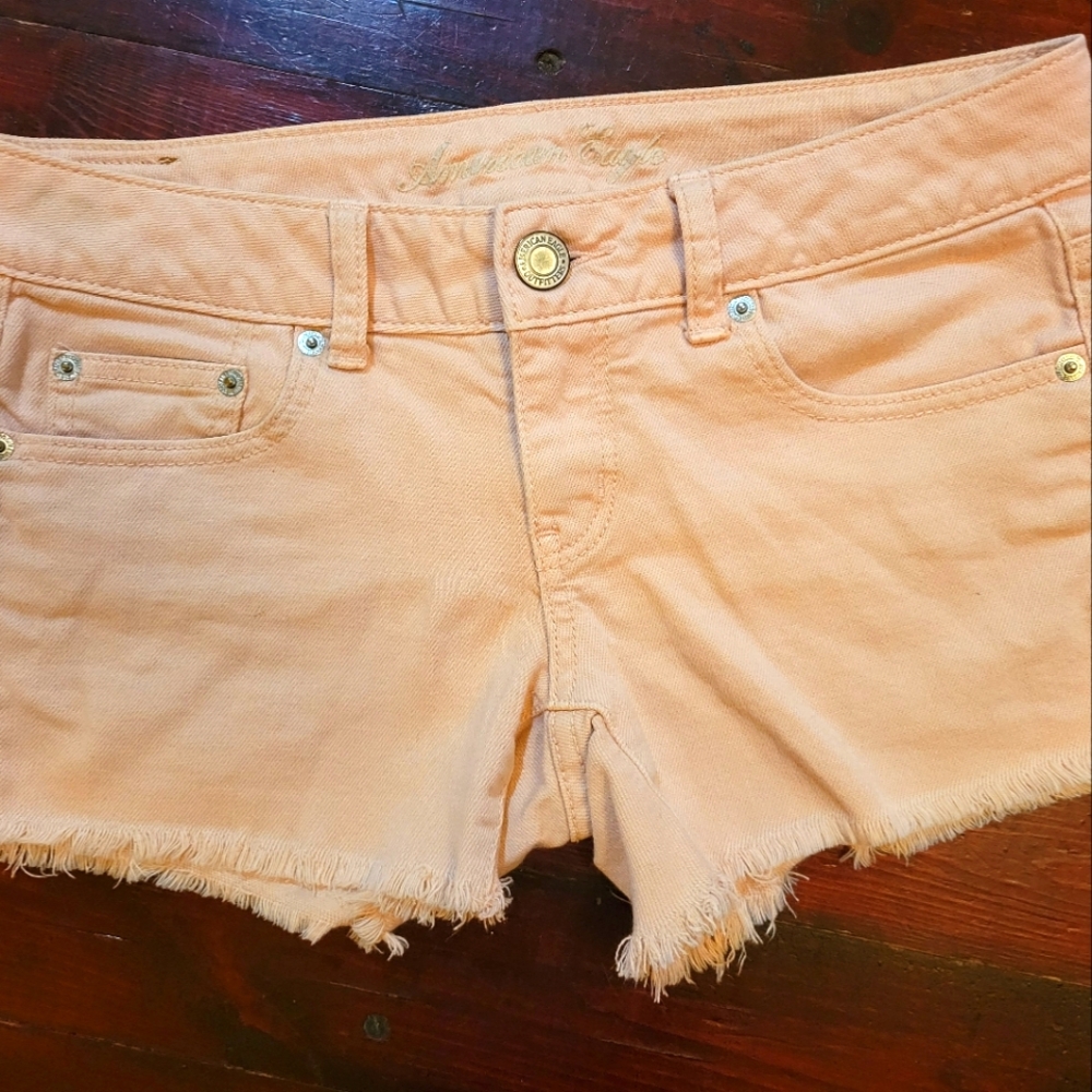 American Eagle Outfitters pink jean shorts size 4 stretch
